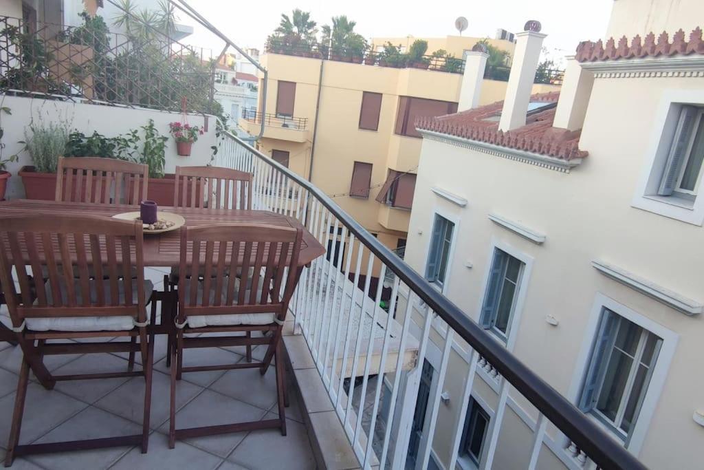 Plaka'S Heart Apartment Athens Exterior photo